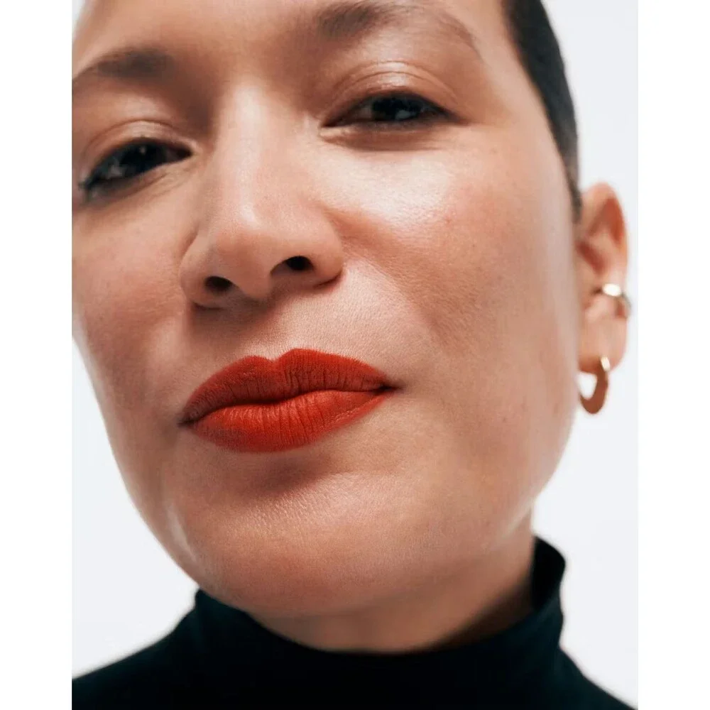 Glossier G Suit Strike Soft Touch Lipstick 6ml
